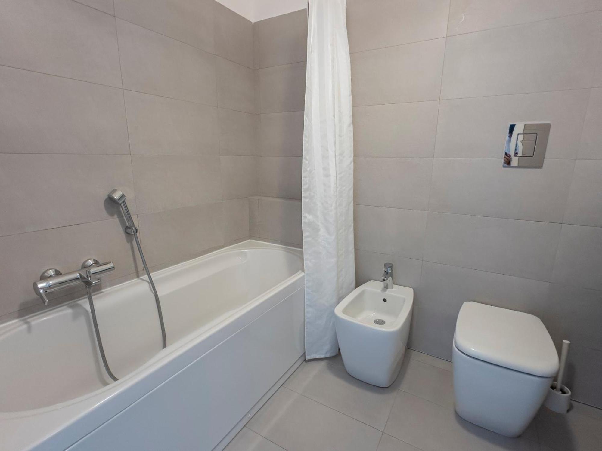 Luxury Apartment - Cesare Battisti 26A San Donato Milanese Exterior foto